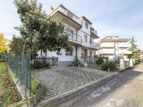Traditional Apartment in Manoppello Scalo with Balcony